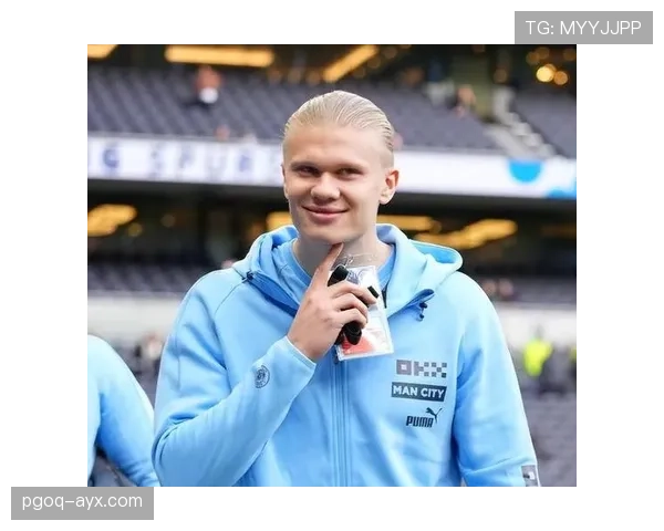 本泽马 vs 哈兰德：全能中锋与终结机器的时代碰撞